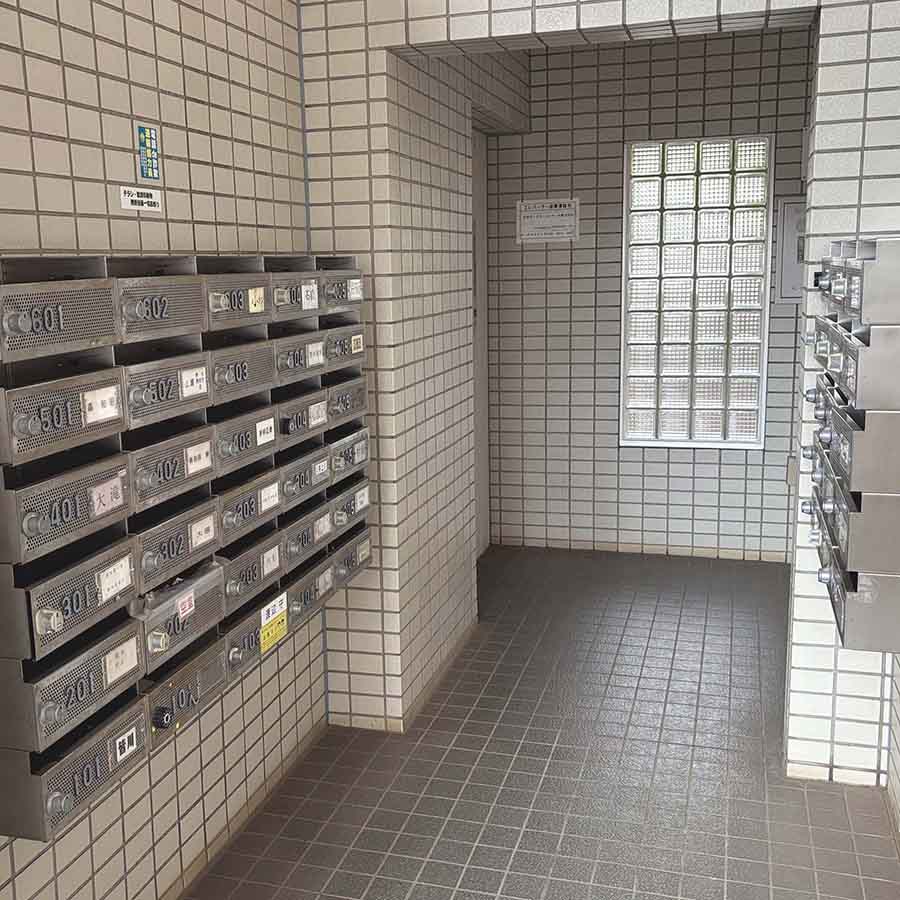 サクラパーク大久保の集合ポスト